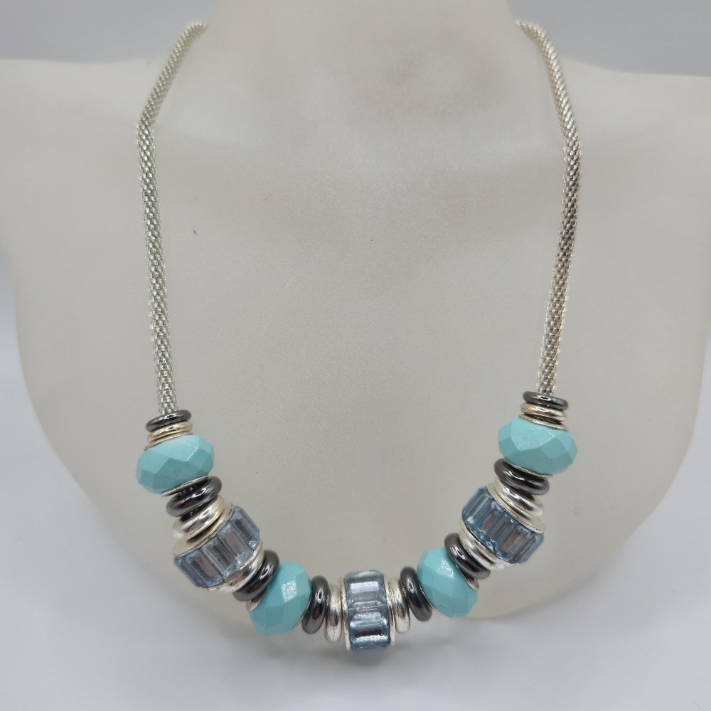 VINTAGE BASKIN BROTHERS Silver and Blue Beaded Necklace
